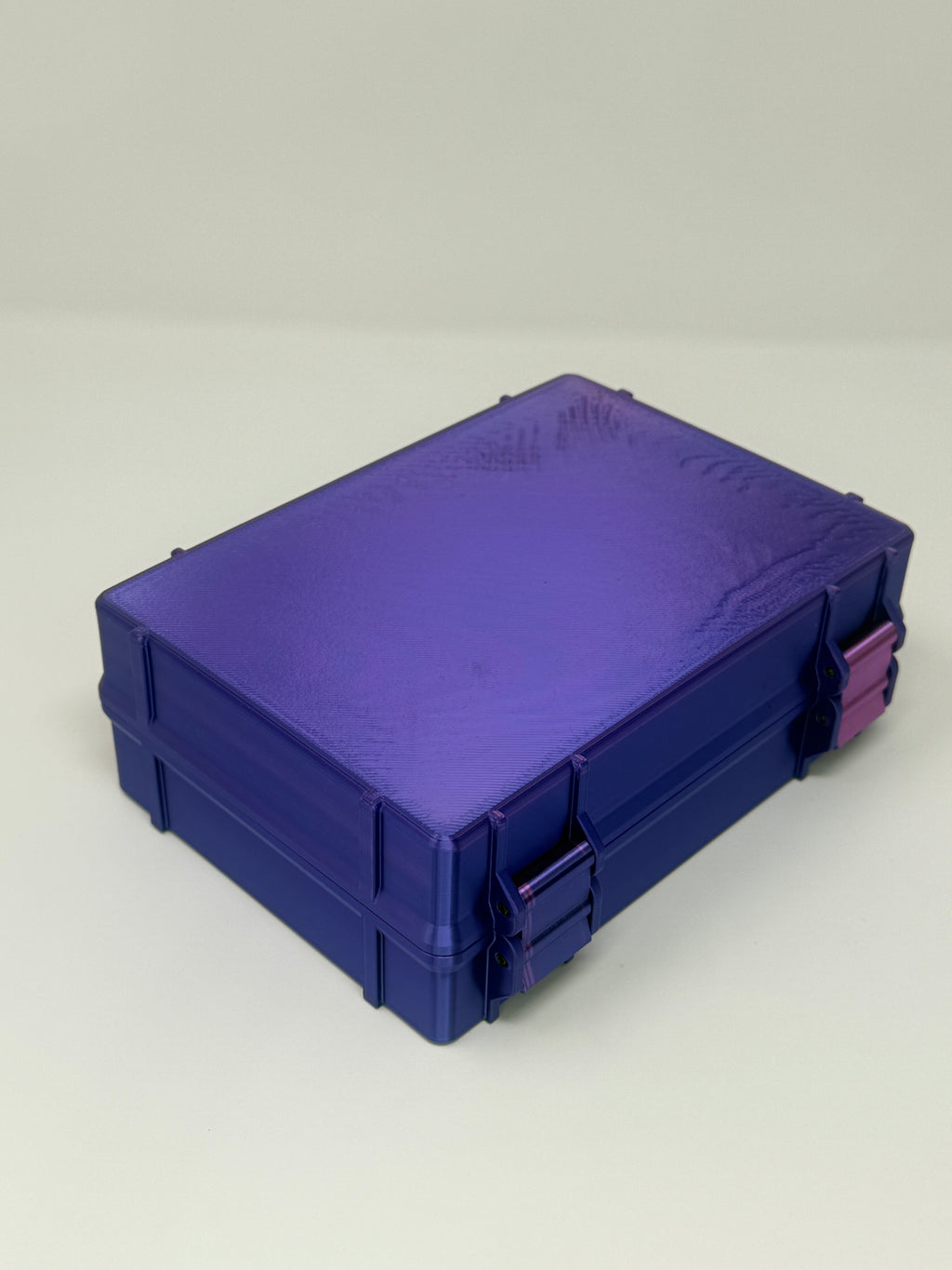14-Slot Dual Vial Vault Kit Case - Side View