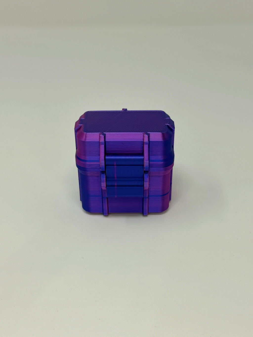 2-Vial 10mL Vial Vault - Closed Hero Shot
