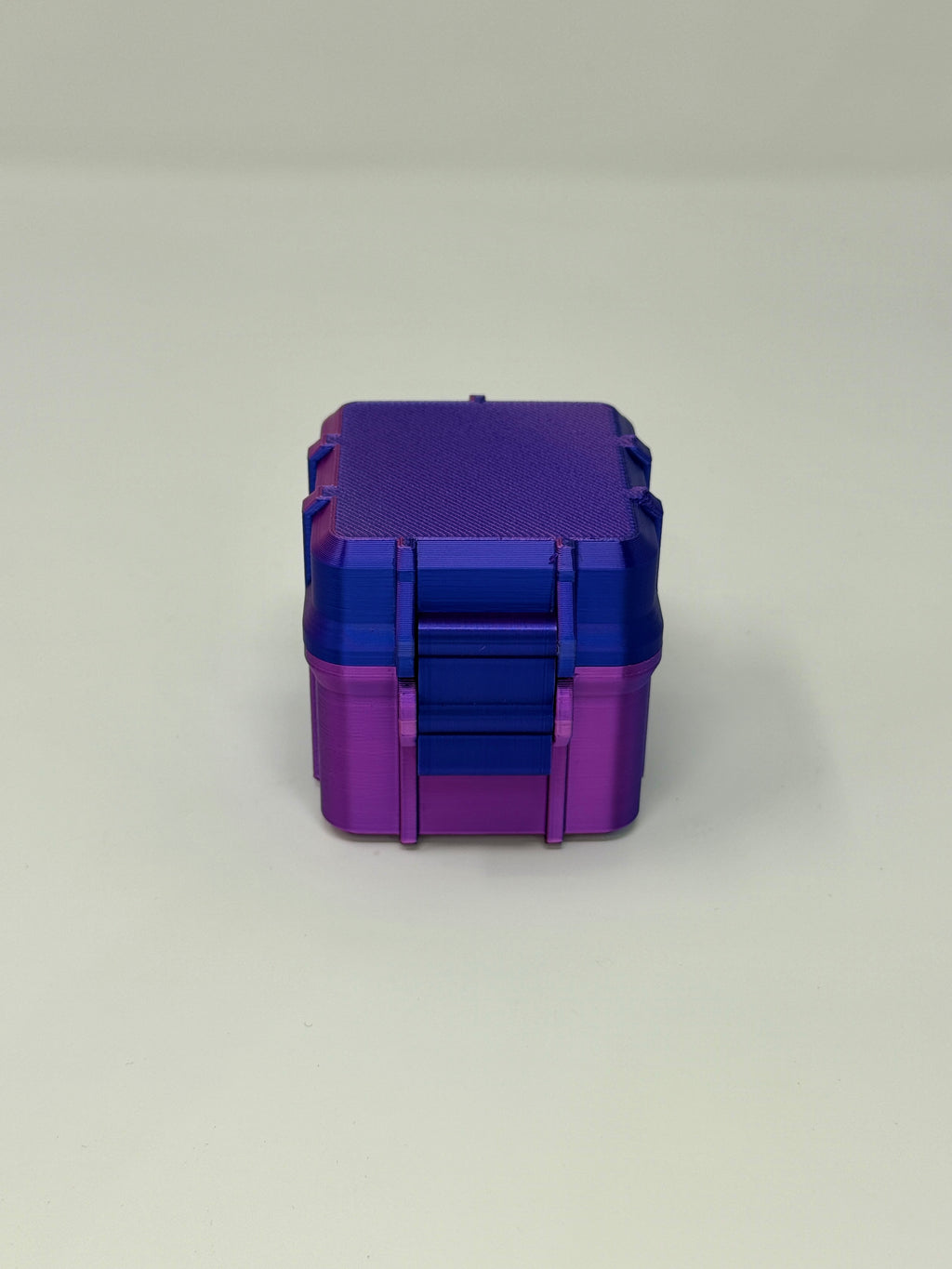 4-Vial 10mL Vial Vault - Closed Hero Shot