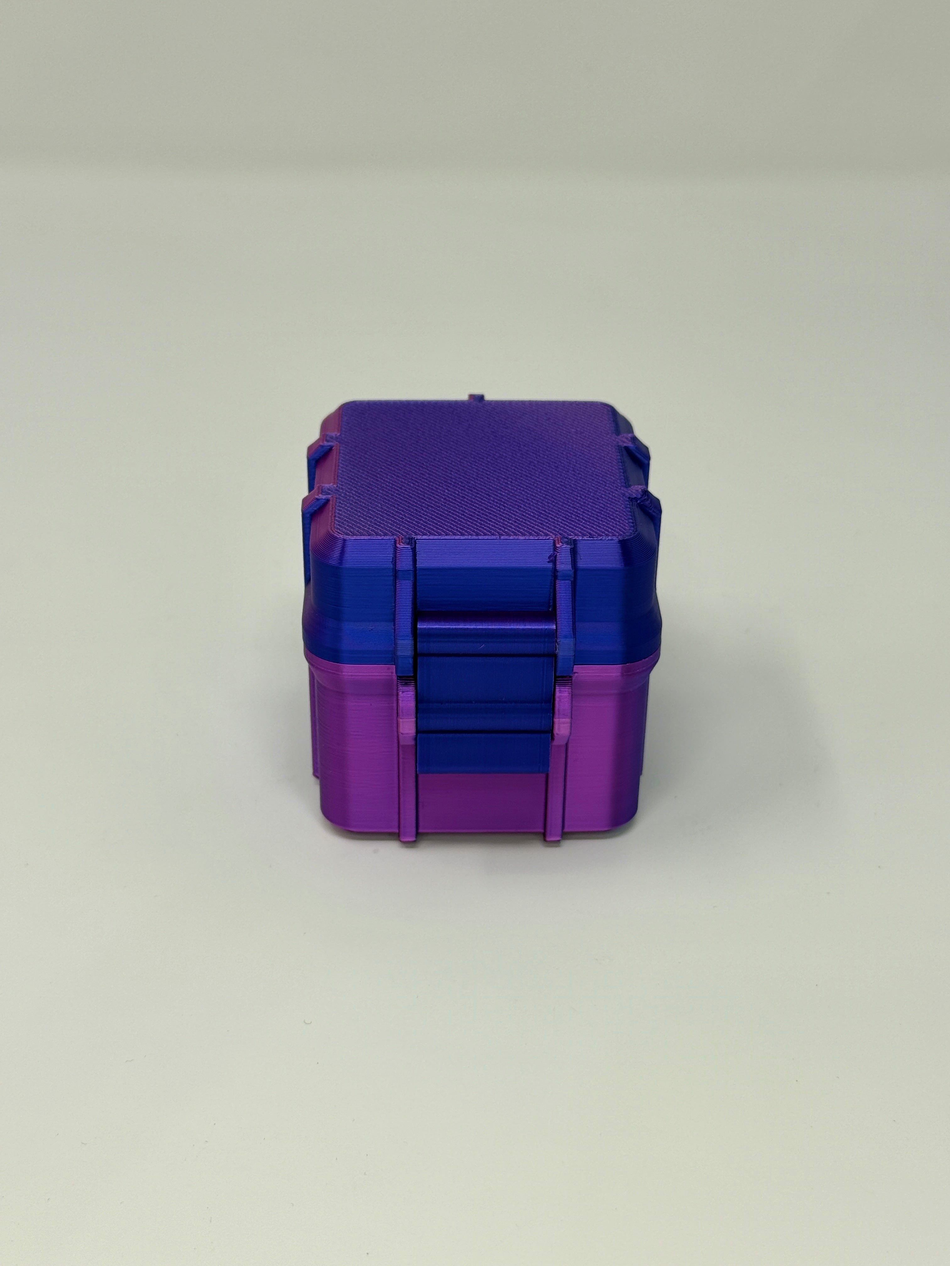 4-Vial 10mL Vial Vault - Closed Hero Shot